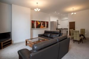 the castle collection 25 castle street