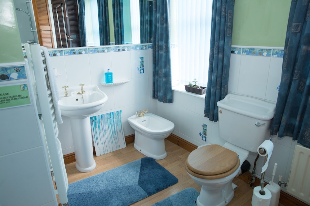 rowan tree house bandb