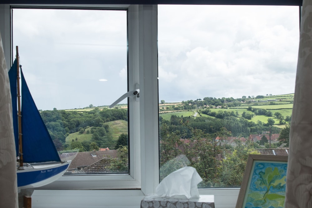 rowan tree house bandb