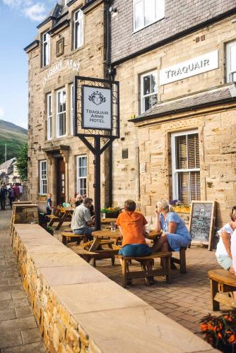traquair arms hotel