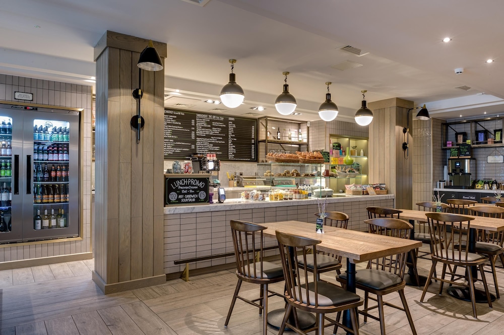 hub by premier inn edinburgh royal mile