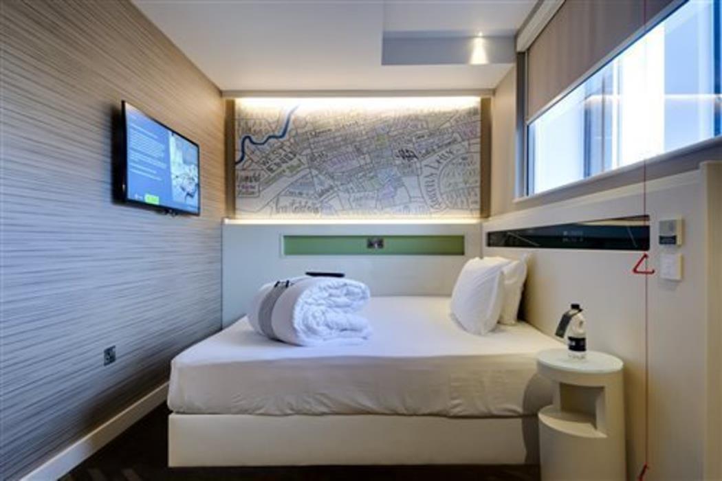 hub by premier inn edinburgh royal mile
