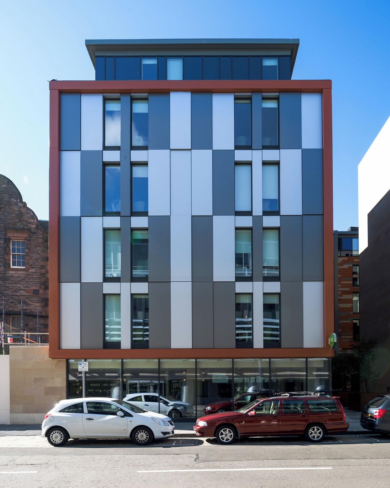 hub by premier inn edinburgh royal mile