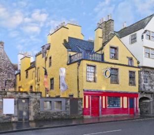 hub by premier inn edinburgh royal mile
