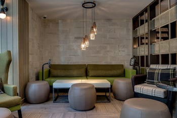 hub by premier inn edinburgh royal mile