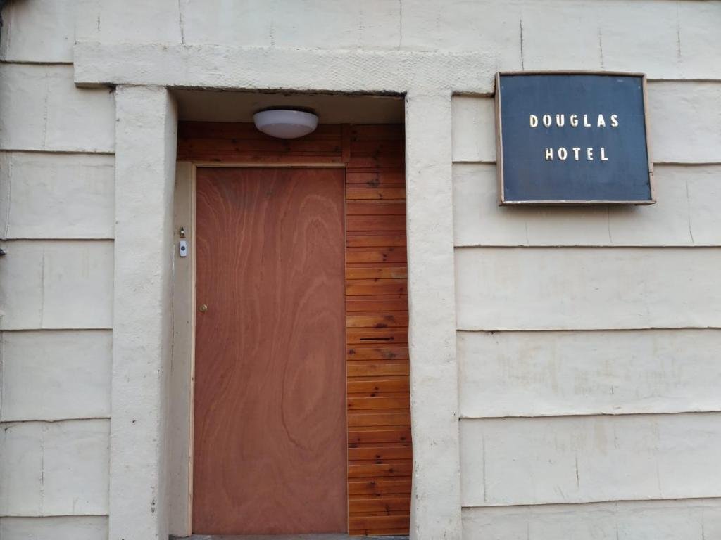 douglas hotel