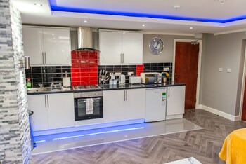 meridian serviced apartments