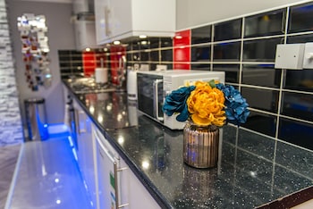 meridian serviced apartments