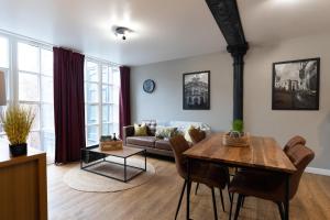 High Street Town House,North West England>>Greater Manchester,2 star