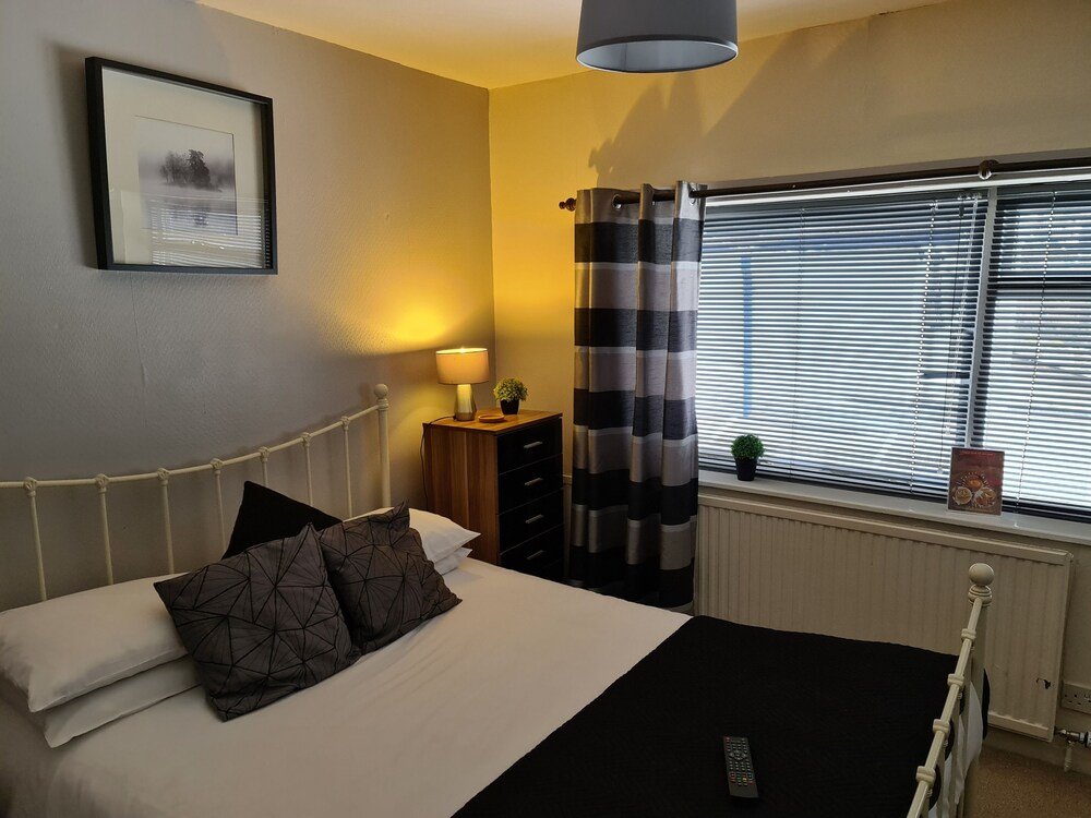 The Lamb And Flag Inn,Powys>>Mid-Wales,3 star