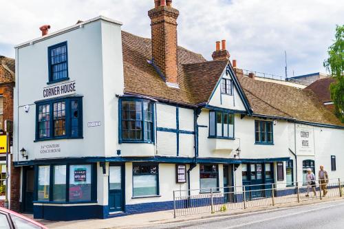 the corner house canterbury