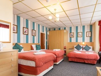 The Oak Lea Hotel,North West England>>Blackpool,2 star