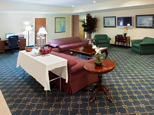 holiday inn express cambridge by ihg