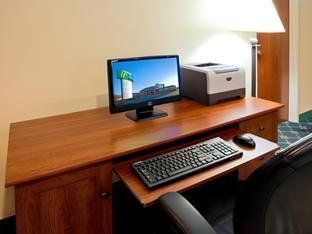 holiday inn express cambridge by ihg