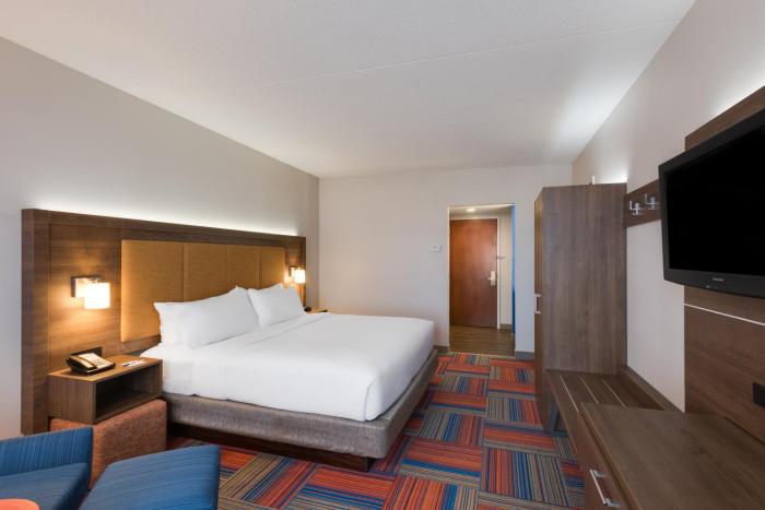 holiday inn express cambridge by ihg