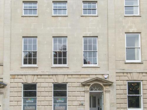 3 berkeley square guesthouse