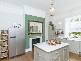3 berkeley square guesthouse