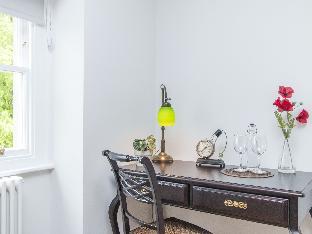 3 berkeley square guesthouse