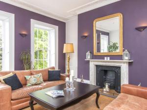 3 berkeley square guesthouse