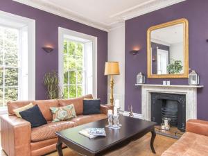 3 berkeley square guesthouse