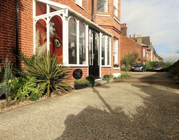 The Corner House,Suffolk>>Lowestoft,4 star