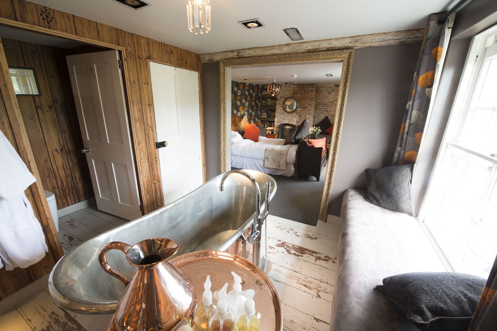 the five bells inn brabourne