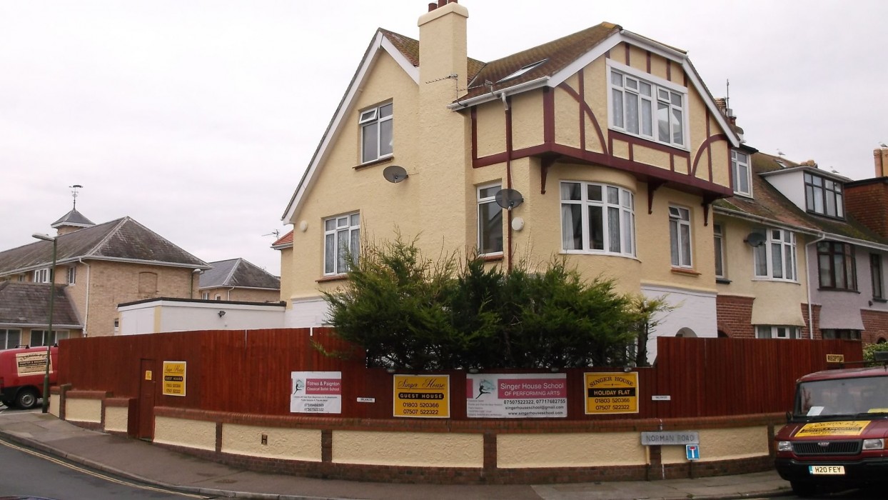 singer house