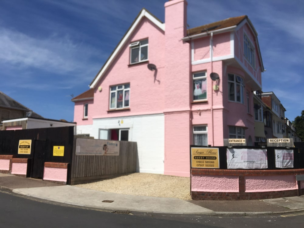 singer house