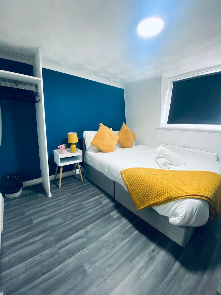 avalon guest house