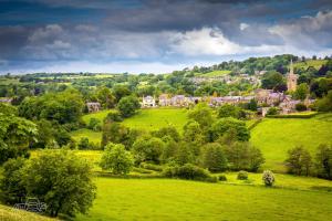 The Old Poets Corner,Chesterfield>>Ashover,4 star