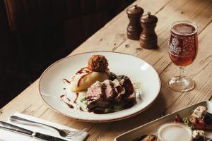 the woolpack hotel