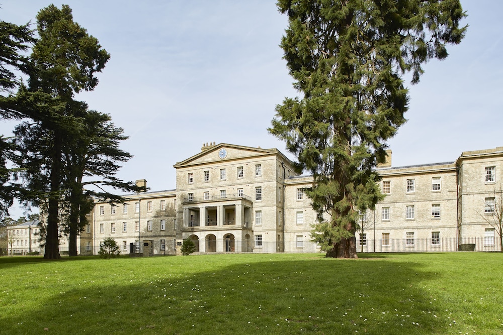 st andrews apartments