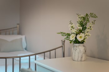 anabelles guest house