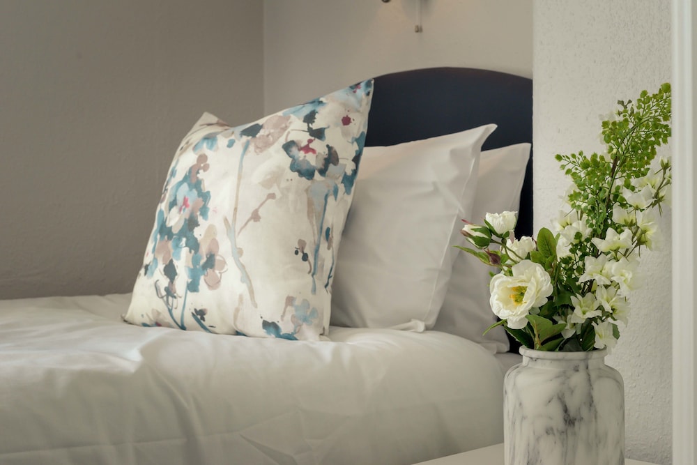 anabelles guest house