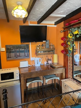 oyo yarm cottages