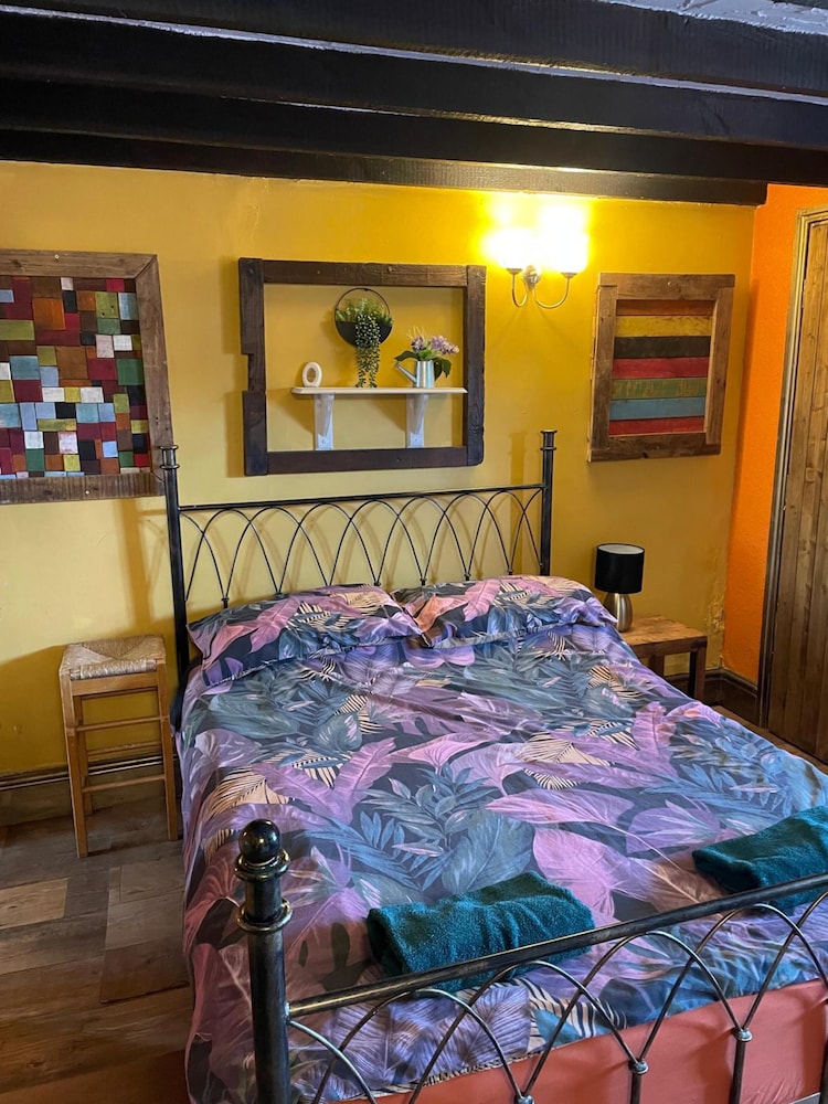 oyo yarm cottages