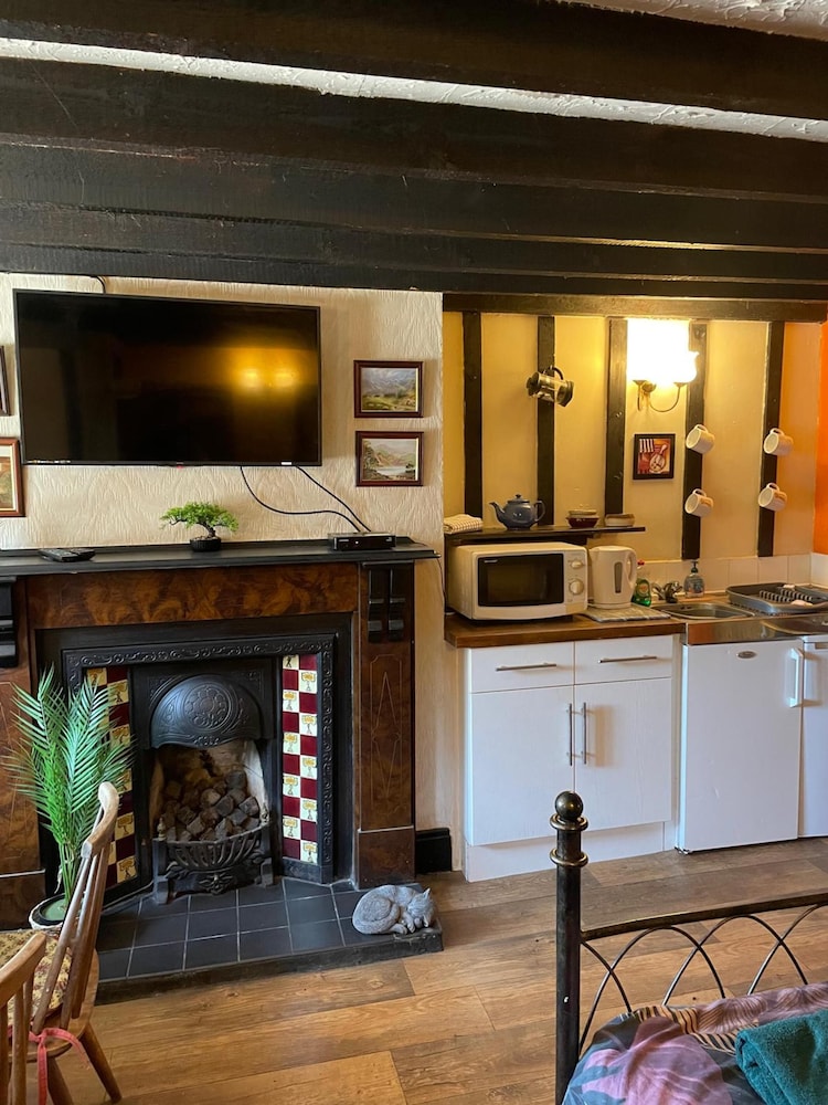 oyo yarm cottages