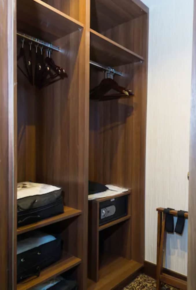 kensington prime hotel