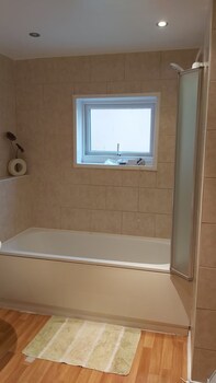 oyo tudor lodge redcar beach