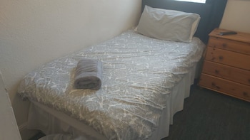 oyo tudor lodge redcar beach