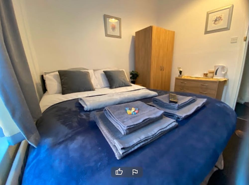 oyo tudor lodge redcar beach