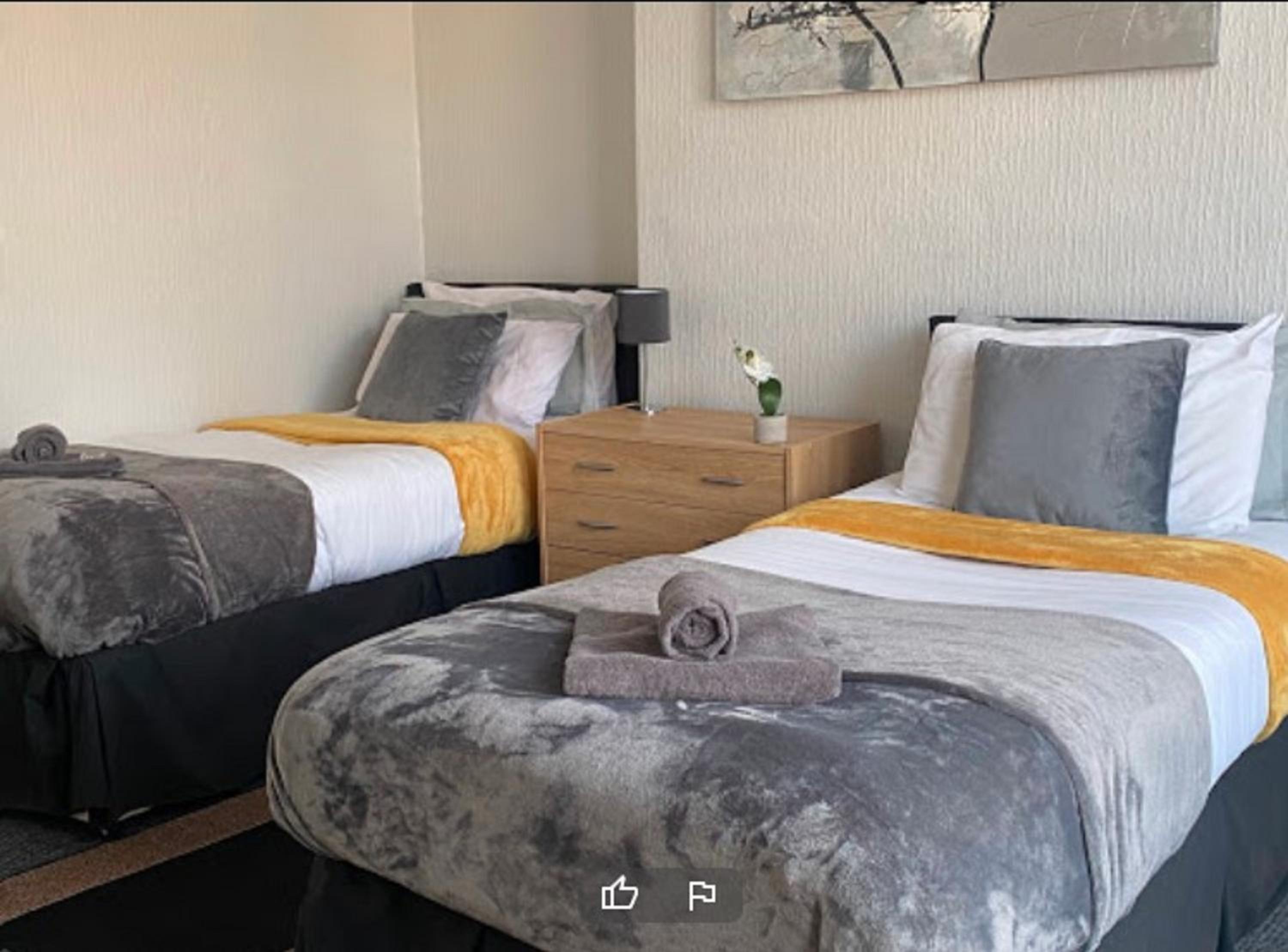 oyo tudor lodge redcar beach