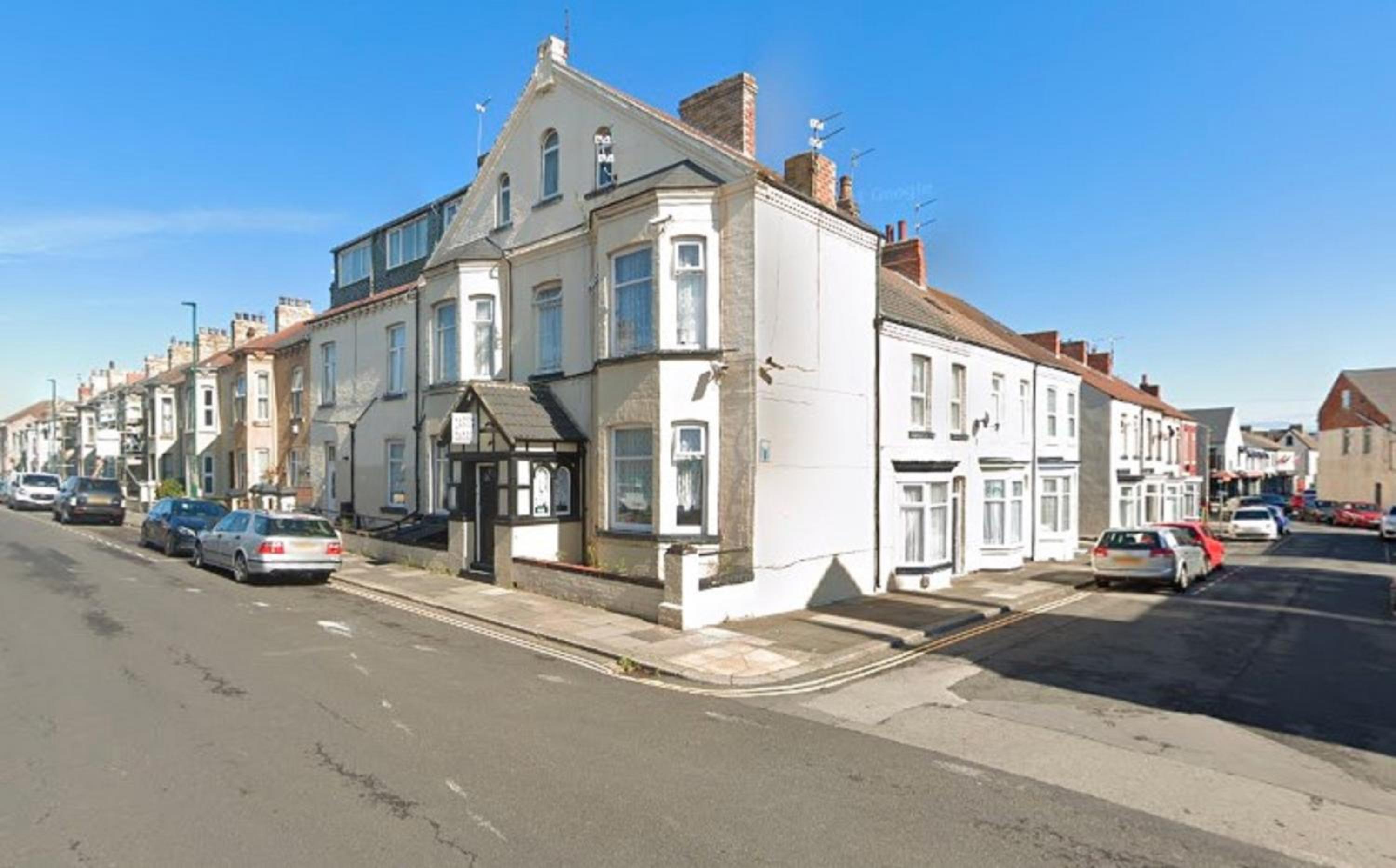 Oyo Tudor Lodge - Redcar Beach,Near Zetland Lifeboat Museum,2 star