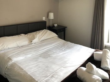 The Cornubia Inn,Near Hayle Golf Range,4 star