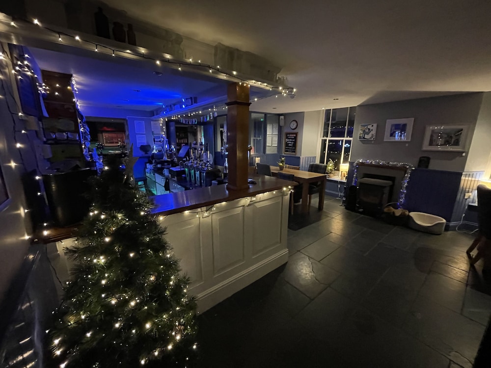 the cornubia inn