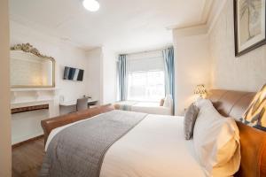 oyo lonsdale guest house