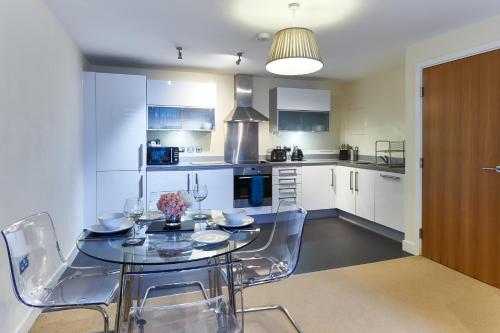 city serviced apartments milton keynes vizion
