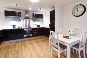 city serviced apartments milton keynes vizion