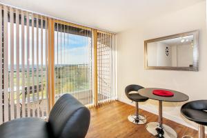 city serviced apartments milton keynes vizion