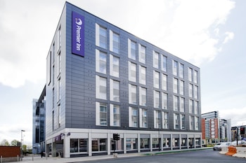 premier inn leeds cc whitehall road